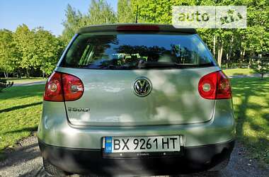 Хетчбек Volkswagen Golf 2005 в Хмельницькому