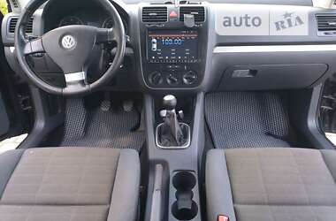 Хэтчбек Volkswagen Golf 2007 в 