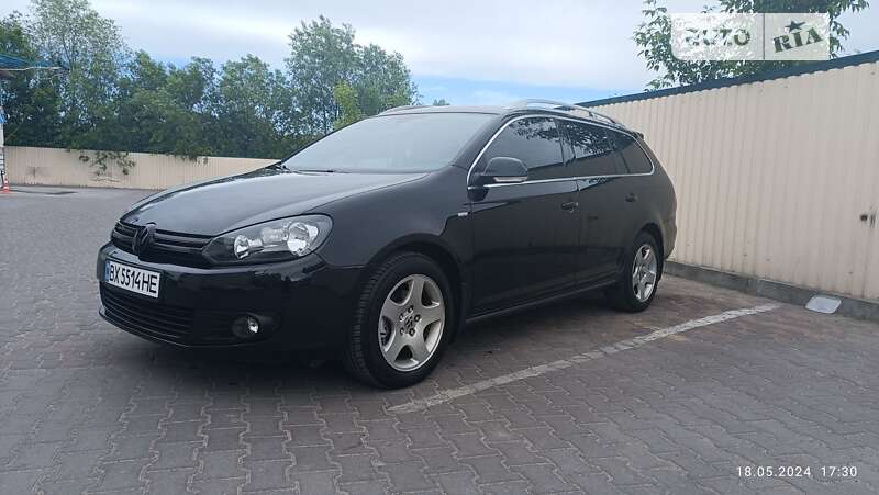 Универсал Volkswagen Golf 2010 в Хмельницком