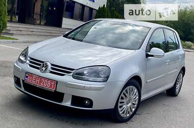 Хетчбек Volkswagen Golf 2008 в Дніпрі