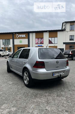 Хэтчбек Volkswagen Golf 2003 в Коломые