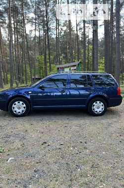 Универсал Volkswagen Golf 2000 в 