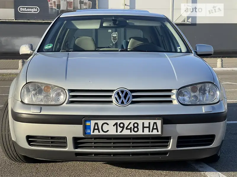 Volkswagen Golf 2000