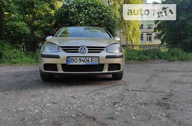 Хэтчбек Volkswagen Golf 2004 в Тернополе