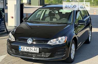 Универсал Volkswagen Golf 2015 в Днепре