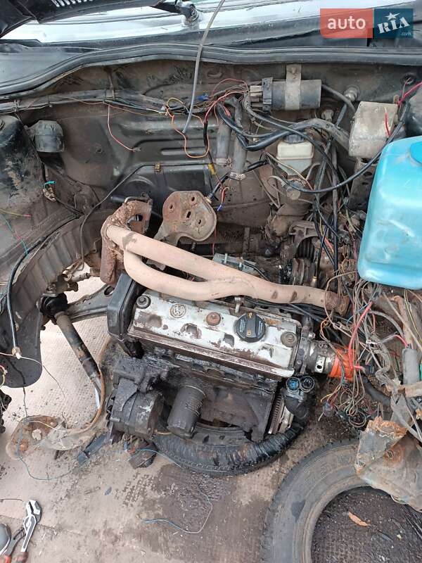 Хетчбек Volkswagen Golf 1988 в Прилуках