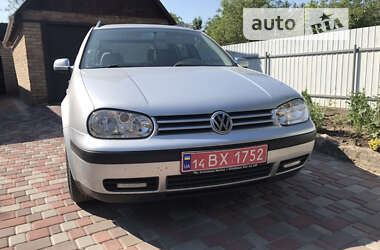 Универсал Volkswagen Golf 2001 в Корсуне-Шевченковском