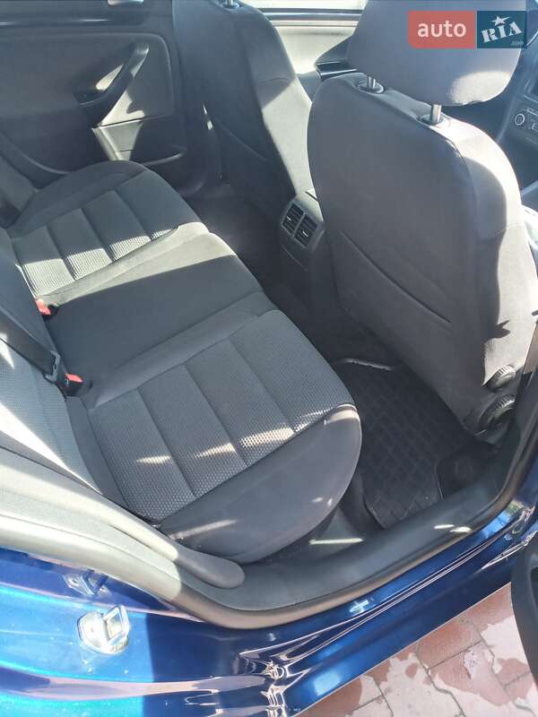 Универсал Volkswagen Golf 2010 в Стрые