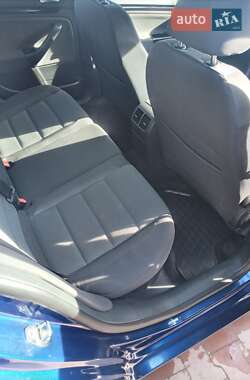 Универсал Volkswagen Golf 2010 в 