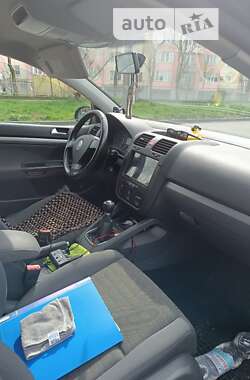 Хетчбек Volkswagen Golf 2007 в Івано-Франківську