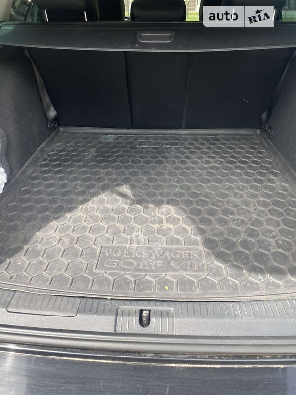 Універсал Volkswagen Golf 2017 в Чернігові фото 16 Універсал Volkswagen Golf 2017 в Чернігові