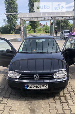 Хетчбек Volkswagen Golf 2001 в Хмельницькому