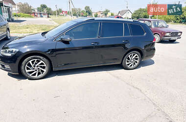 Универсал Volkswagen Golf 2017 в 