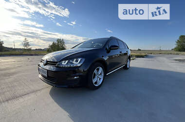 Універсал Volkswagen Golf 2014 в Києві