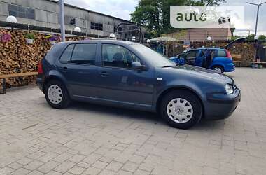 Хэтчбек Volkswagen Golf 2002 в Ивано-Франковске