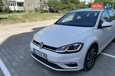 Універсал Volkswagen Golf 2017 в Ковелі