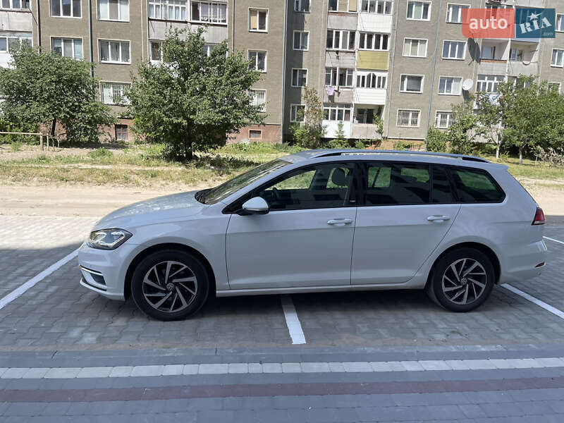 Универсал Volkswagen Golf 2017 в Ковеле