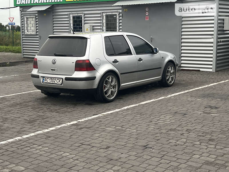 Хэтчбек Volkswagen Golf 2000 в Луцке