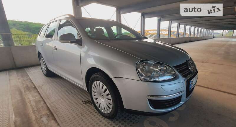 Универсал Volkswagen Golf 2008 в Залещиках