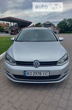 Универсал Volkswagen Golf 2013 в Иршаве