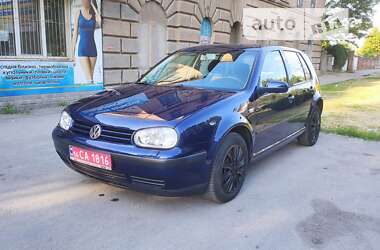 Хетчбек Volkswagen Golf 2003 в Запоріжжі