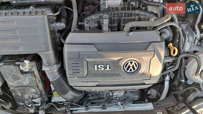 Хэтчбек Volkswagen Golf 2016 в Луцке фото 8 Хэтчбек Volkswagen Golf 2016 в Луцке