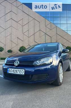 Хетчбек Volkswagen Golf 2009 в Мукачевому