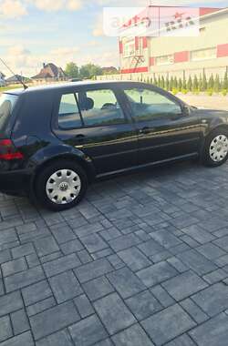 Хэтчбек Volkswagen Golf 2000 в Луцке