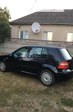 Хэтчбек Volkswagen Golf 2002 в Днепре