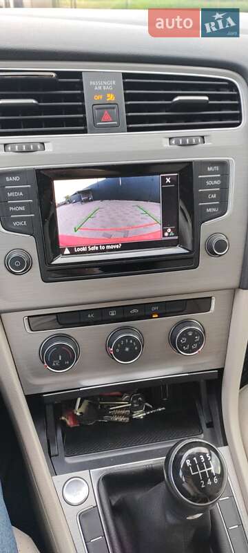 Універсал Volkswagen Golf 2015 в Полтаві