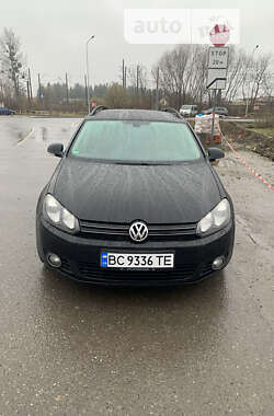 Універсал Volkswagen Golf 2010 в Городку