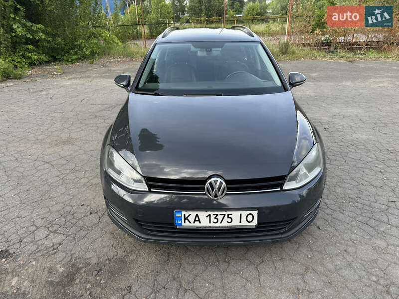 Универсал Volkswagen Golf 2013 в Киеве