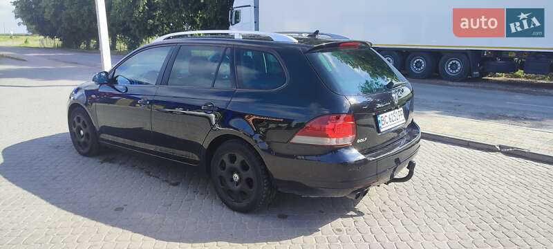 Універсал Volkswagen Golf 2013 в Новому Яричеві