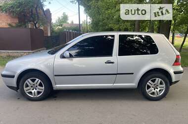 Хетчбек Volkswagen Golf 1998 в Сумах