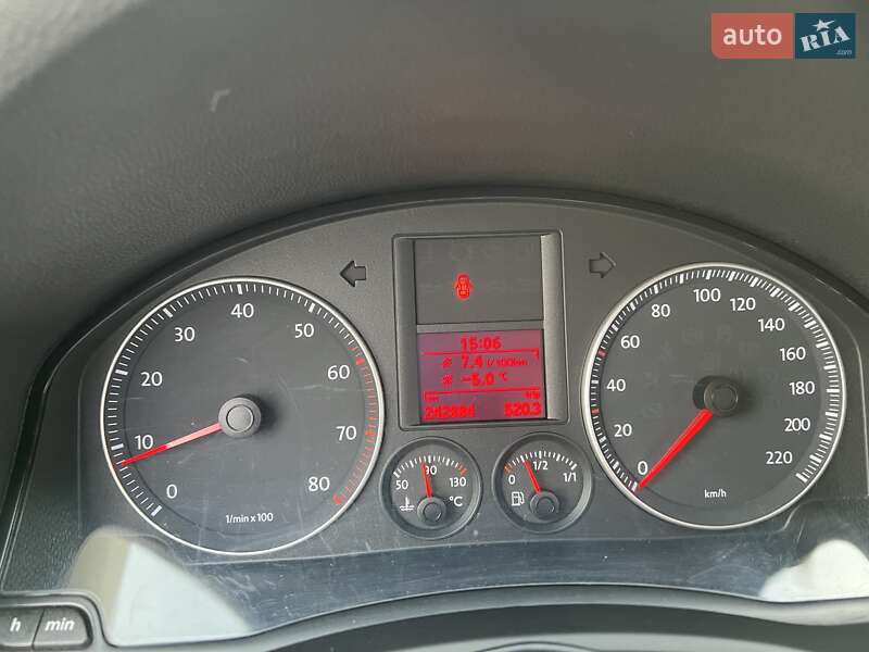 Хэтчбек Volkswagen Golf 2007 в Киеве