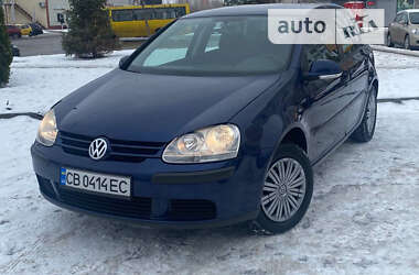 Хетчбек Volkswagen Golf 2005 в Києві