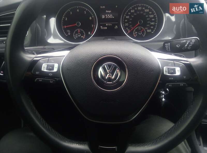 Універсал Volkswagen Golf 2019 в Чернігові