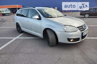 Універсал Volkswagen Golf 2009 в Мукачевому