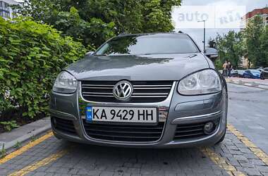 Універсал Volkswagen Golf 2009 в Києві