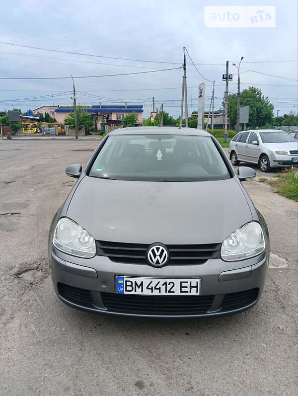 Хетчбек Volkswagen Golf 2006 в Сумах