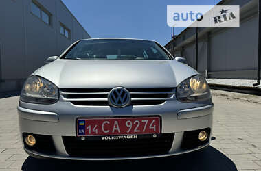 Хетчбек Volkswagen Golf 2006 в Івано-Франківську