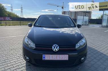 Хетчбек Volkswagen Golf 2011 в Луцьку