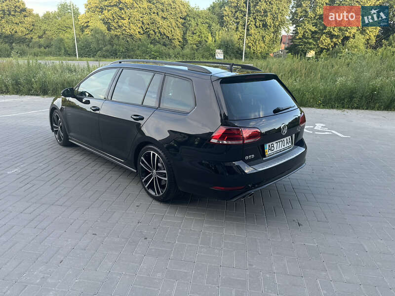 Универсал Volkswagen Golf 2018 в Виннице