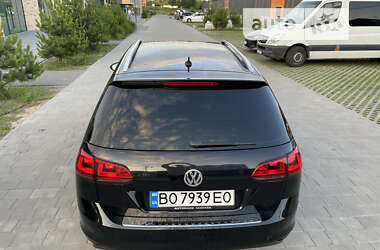 Універсал Volkswagen Golf 2014 в Хмельницькому