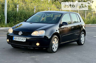 Хетчбек Volkswagen Golf 2006 в Вінниці