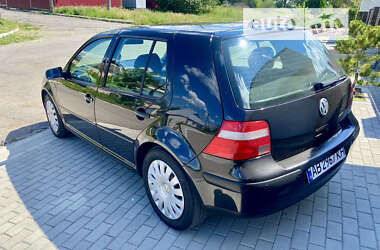 Хетчбек Volkswagen Golf 2002 в Тульчині