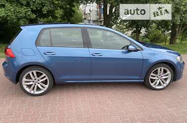 Хетчбек Volkswagen Golf 2015 в Хмельницькому