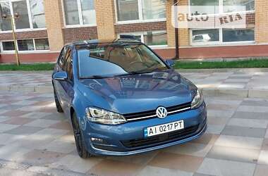 Хетчбек Volkswagen Golf 2014 в Києві