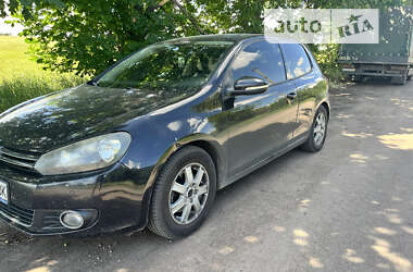 Хетчбек Volkswagen Golf 2010 в Іванкові