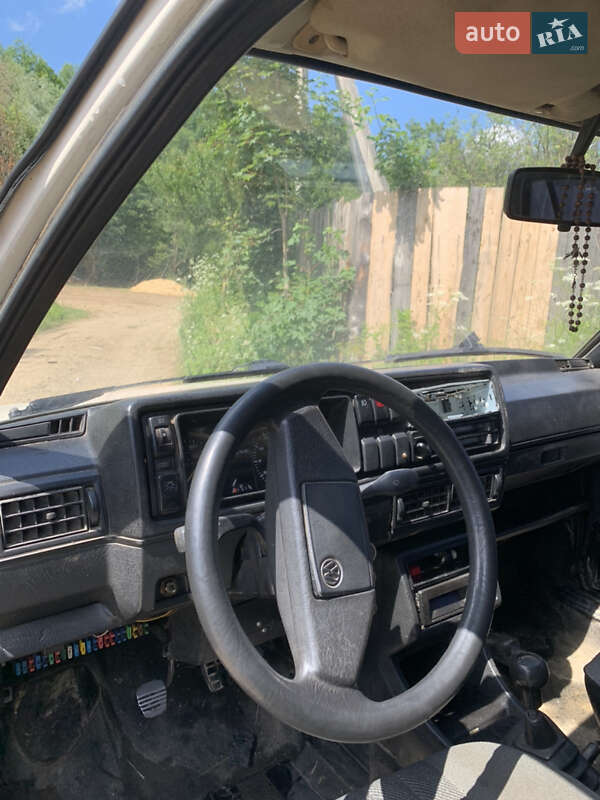 Хэтчбек Volkswagen Golf 1990 в Коломые